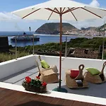 Pensión Cantinho Buganvilias At**** Queimada (Azores)