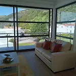 Cantinho Buganvilias At**** Pensión