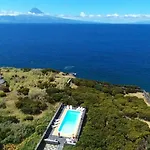 Cantinho Buganvilias At**** Queimada (Azores)
