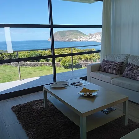 Maison d'hôtes Cantinho Buganvilias At**** 4*