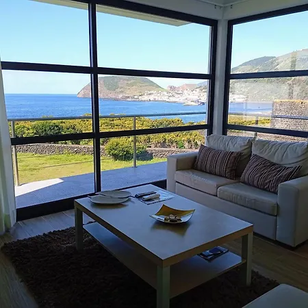 Cantinho Buganvilias At****