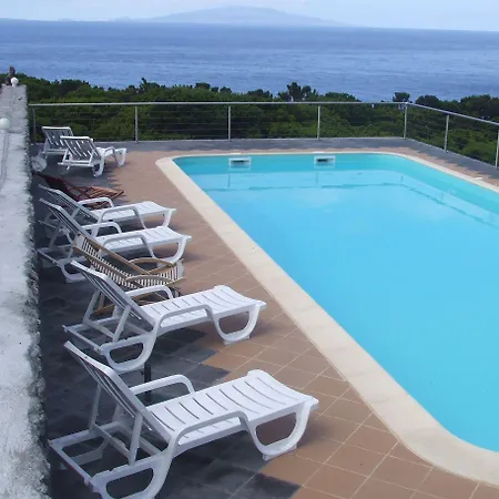 Cantinho Buganvilias At****