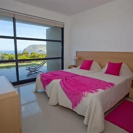Cantinho Buganvilias At**** 4*