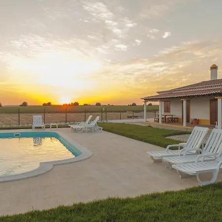 Cantinho Buganvilias At**** Πανσιόν Queimada (Azores)