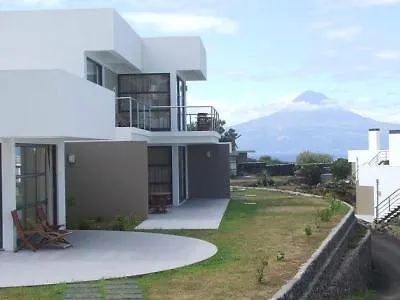 Cantinho Buganvilias At**** Πανσιόν 4*