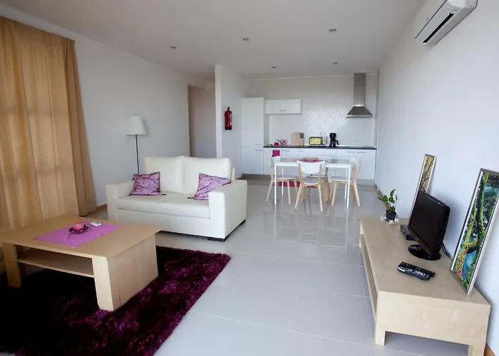 Maison d'hôtes Cantinho Buganvilias At****