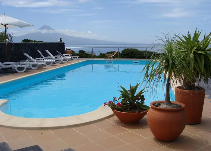 Cantinho Buganvilias At**** Maison d'hôtes Queimada (Azores)