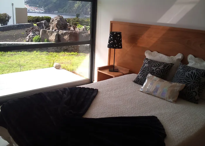 Maison d'hôtes Cantinho Buganvilias At**** 4*