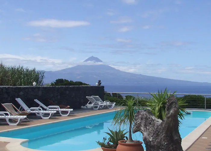 Gasthof Cantinho Buganvilias At****