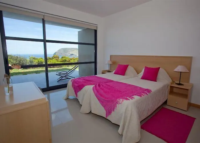 Cantinho Buganvilias At**** 4*